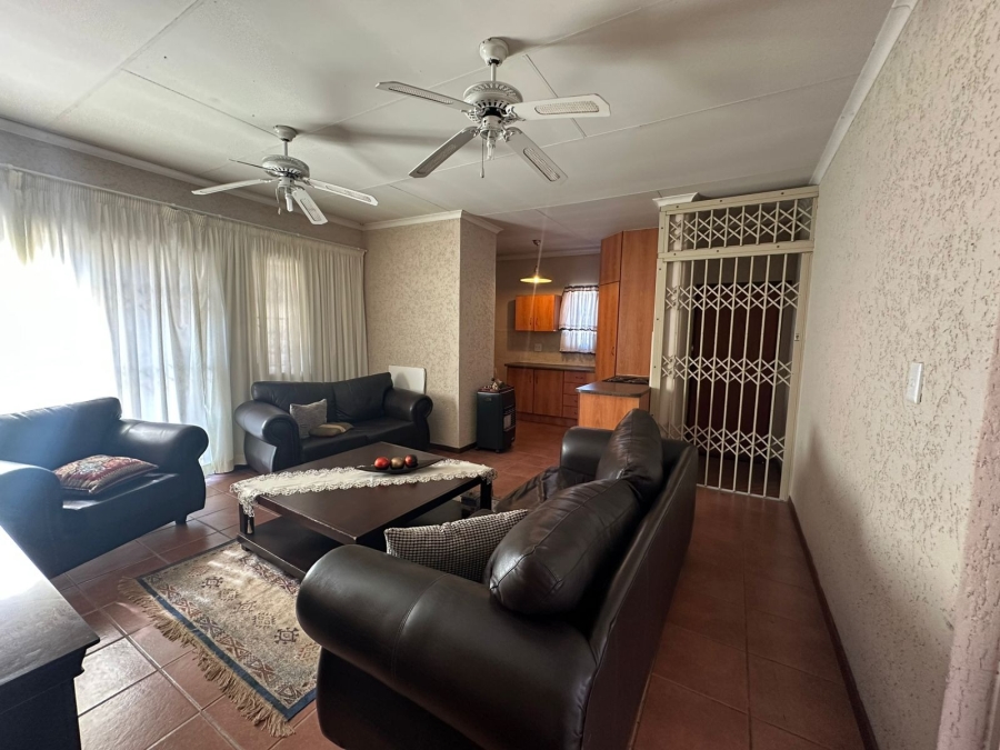 3 Bedroom Property for Sale in Waterval East North West